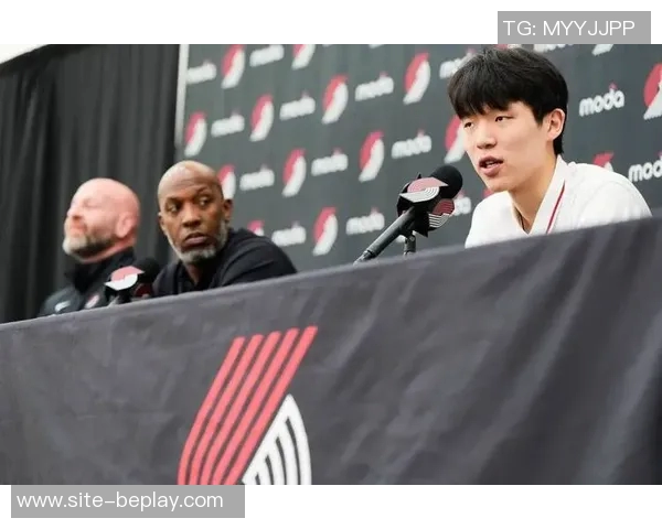 比卢普斯被捕引发球队临时会议气氛紧张尴尬难以言表