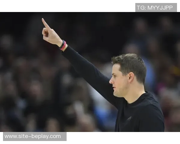 太阳主帅称赞马威表现出色爵士抢篮板展现球队特色