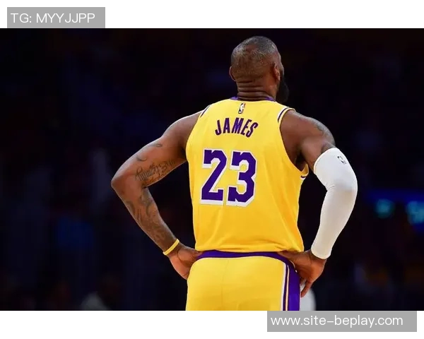 詹姆斯回忆童年梦想与高中觉醒打NBA成职业生涯的转折点