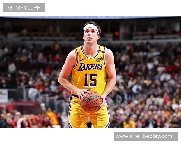 里夫斯坦言对手轻松得分我们需努力提升防守水平以应对挑战