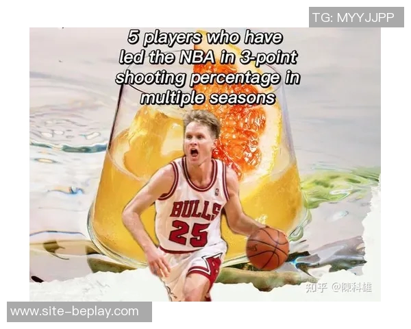 马绍尔半场表现惊艳11投7中砍下18分三分球命中率高达50第二节独得12分 马绍尔半场表现惊艳11投7中砍下18分三分球命中率高达50第二节独得12分