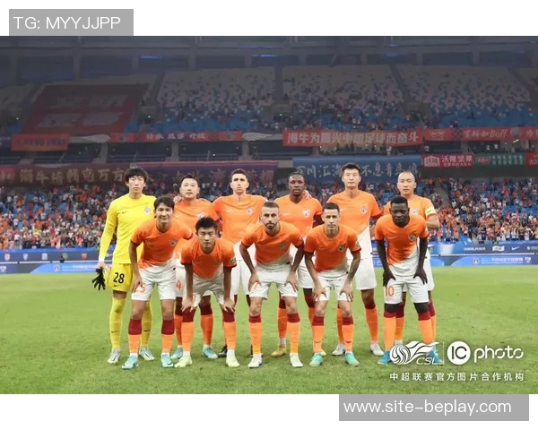 青岛海牛瞄准自由身罗马尼亚球员亚历山德鲁巴卢察加强阵容 青岛海牛瞄准自由身罗马尼亚球员亚历山德鲁巴卢察加强阵容